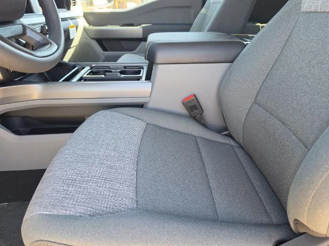 New 2027 Marsh Gray Metallic Ford F-250® XLT image 31