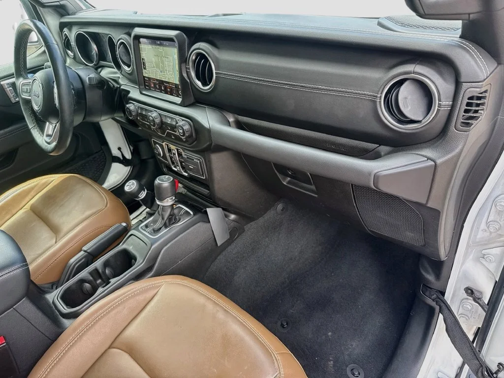 Used 2023 White Jeep Sahara 4xe image 34