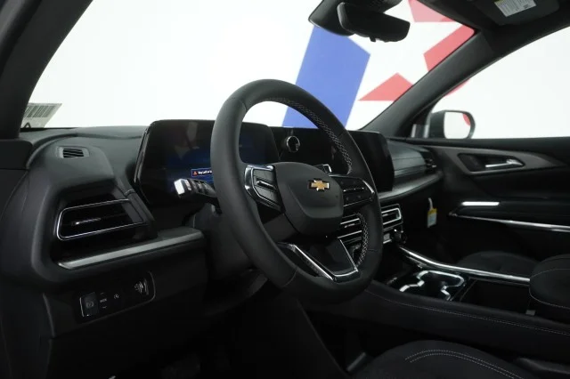 2026 Chevrolet Traverse LT - Photo 18