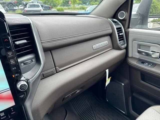 Used 2025 White Ram Laramie image 27