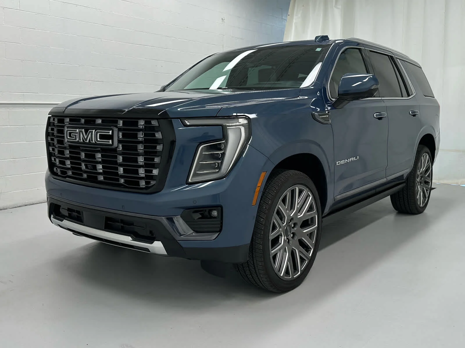 Used 2026 Downpour Metallic GMC Denali Ultimate image 4