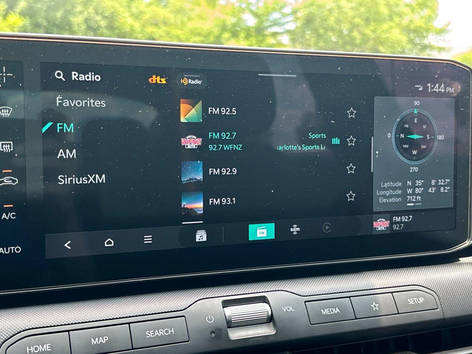 Used 2025 Interstellar Gray Kia EX image 24