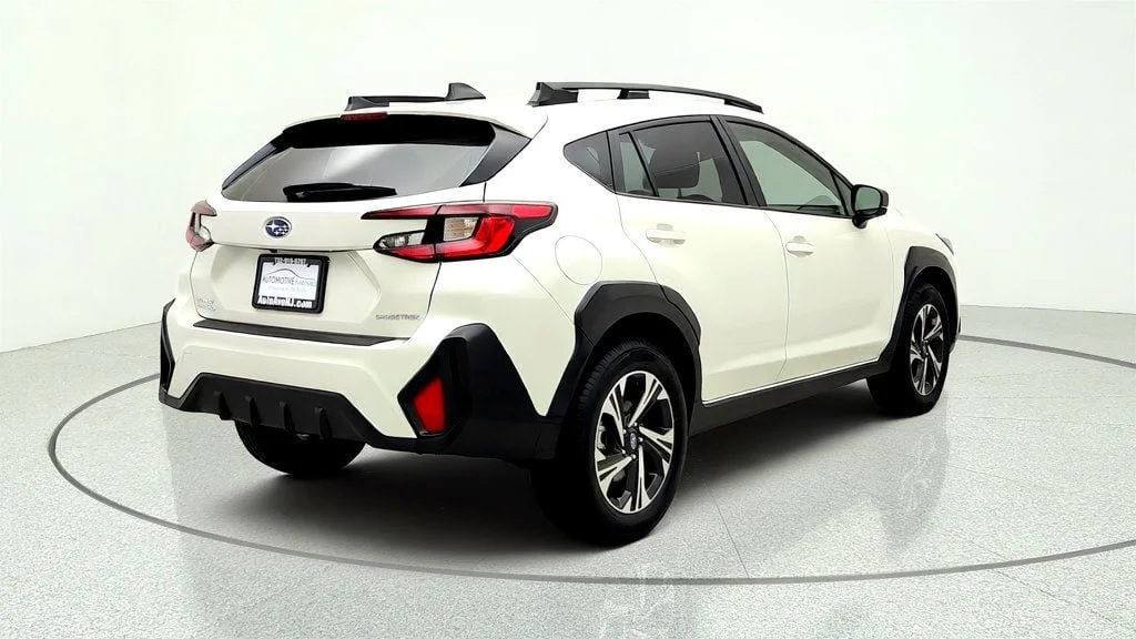 Used 2025 Crystal White Pearl Subaru Premium AWD w/ Power Moonroof & Power Driver Seat image 5
