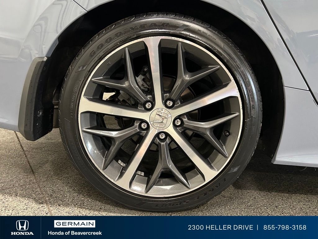 Used 2022 Sonic Gray Pearl Honda Touring image 10