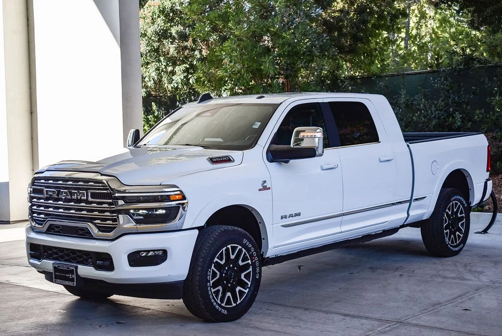 New 2026 Bright White Clear-Coat Exterior Paint RAM Limited image 3