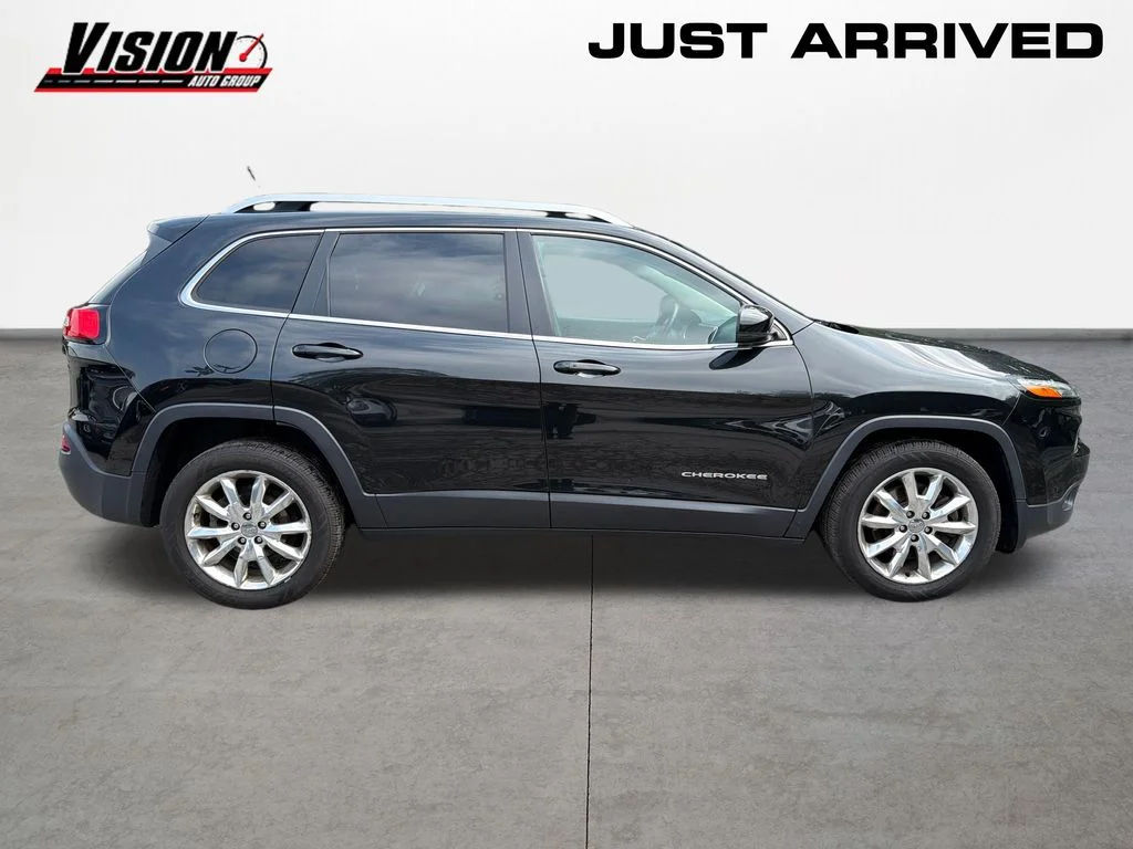 Used 2015 Black Jeep Limited image 4