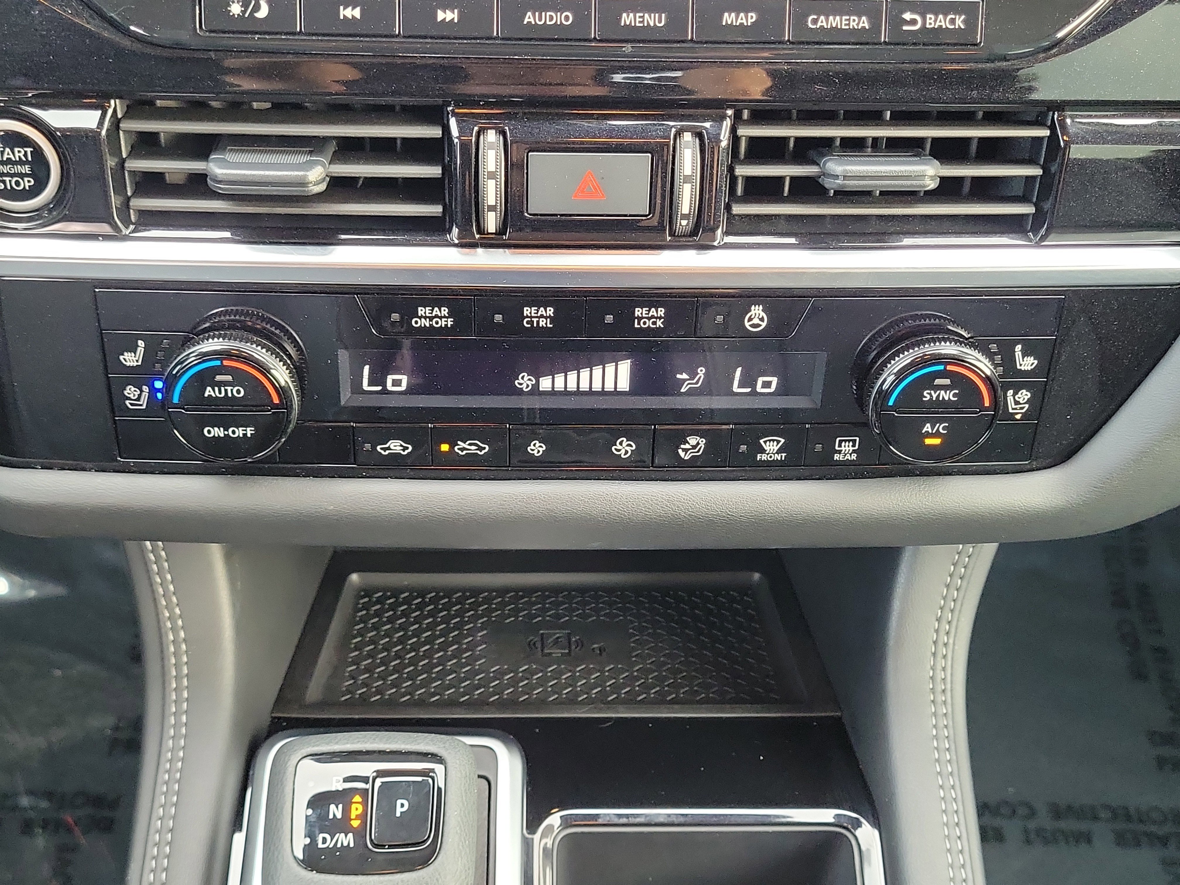 Used 2024 Obsidian Green Pearl Nissan Platinum image 20