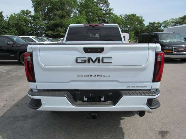 New 2026 Glacier White Tricoat GMC Denali Ultimate image 3