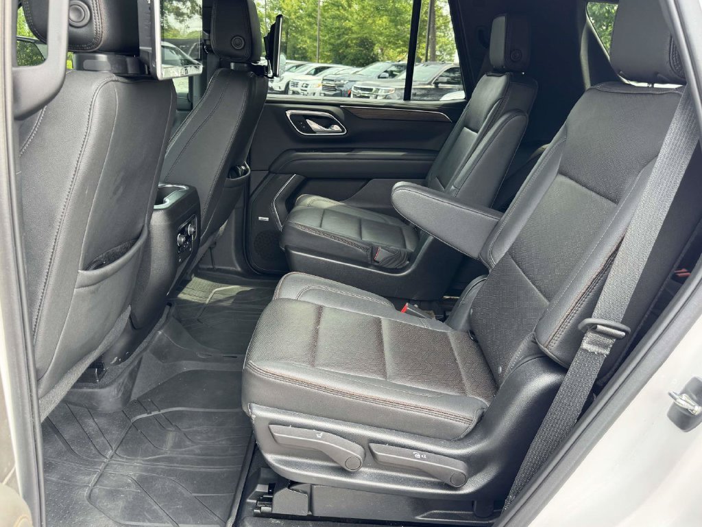 Used 2023 Beige Chevrolet High Country image 19
