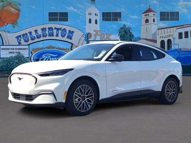 New 2026 Star White Metallic Tri-coat Ford Premium image 2