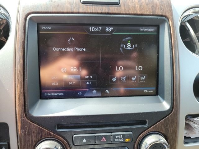 Used 2013 White Ford Lariat image 10