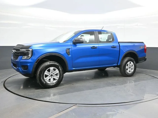 Used 2024 Blue Ford XL image 5