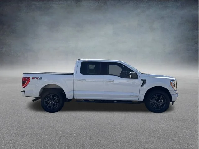 Used 2023 White Ford XLT image 30