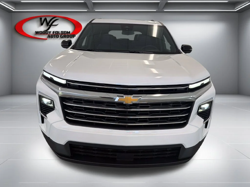 New 2027 Summit White Chevrolet LT image 2