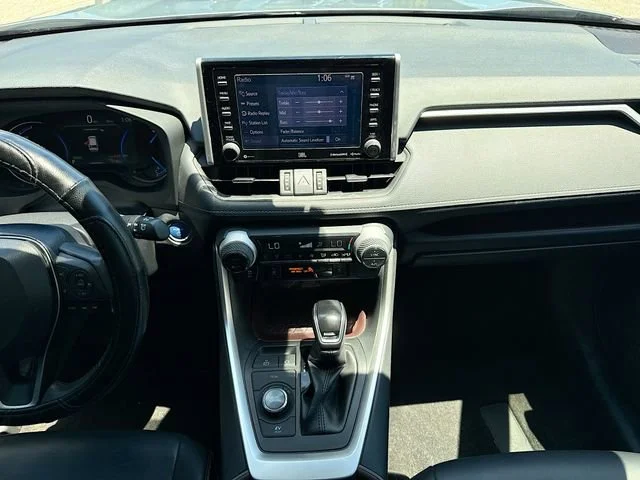 Used 2020 Silver Sky Metallic Toyota Hybrid Limited image 19