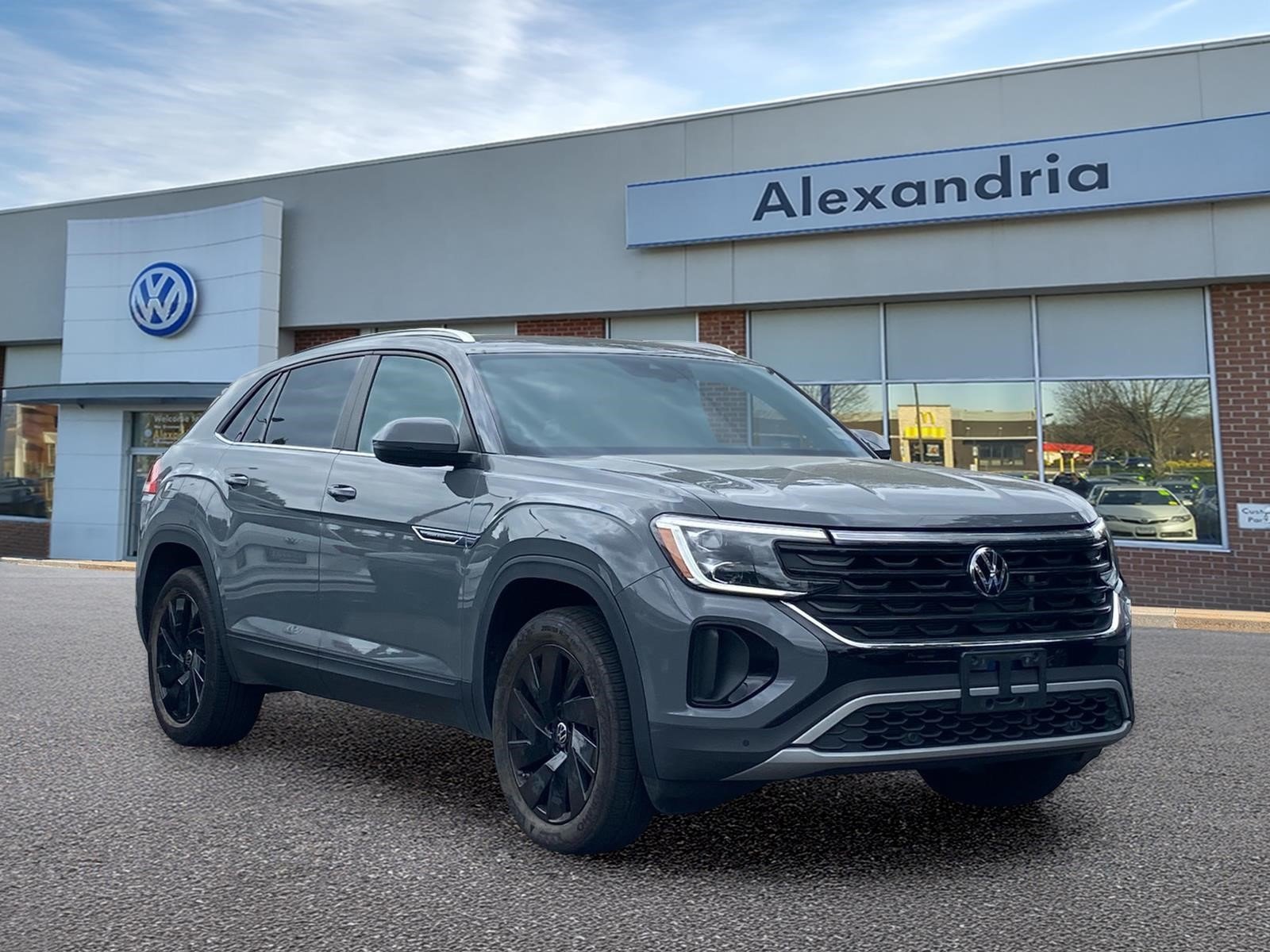Certified Pre-Owned 2025 Volkswagen Atlas Cross Sport 2.0T SE w