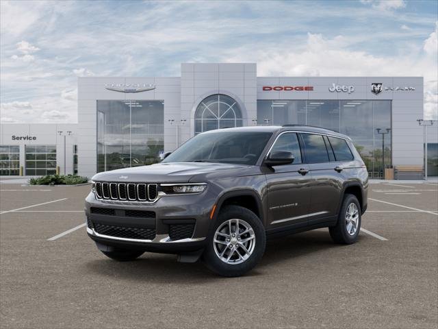 New 2026 Baltic Gray Metallic Clear-Coat Exterior Paint Jeep Laredo image 27