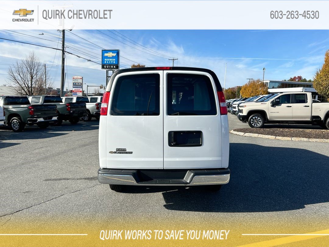 2025 Chevrolet Express Cargo Work Van - Photo 7