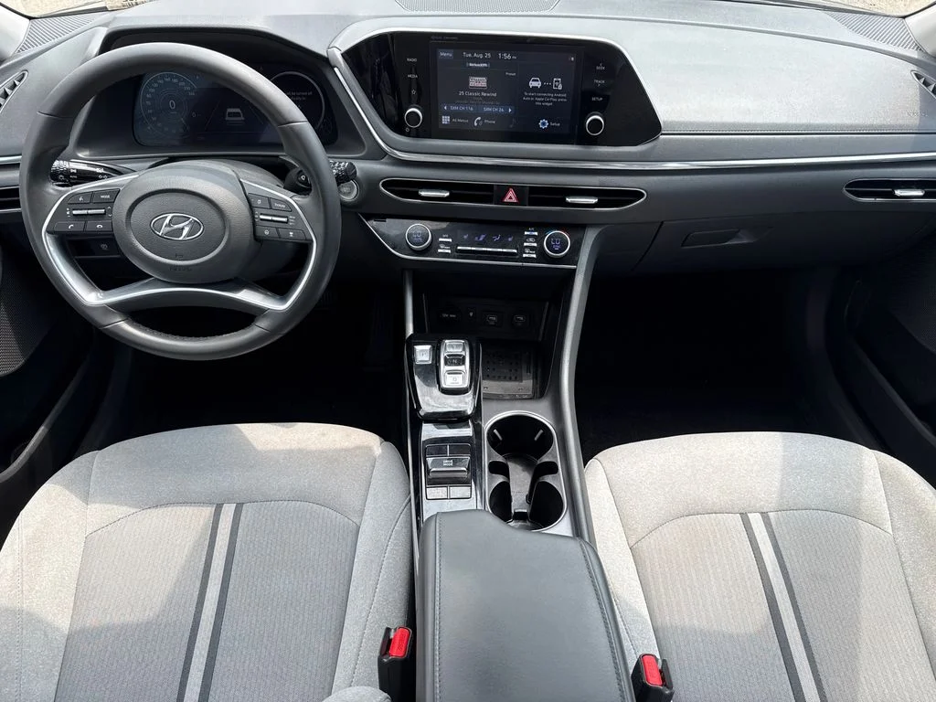 Used 2021 Gray Hyundai SEL image 10