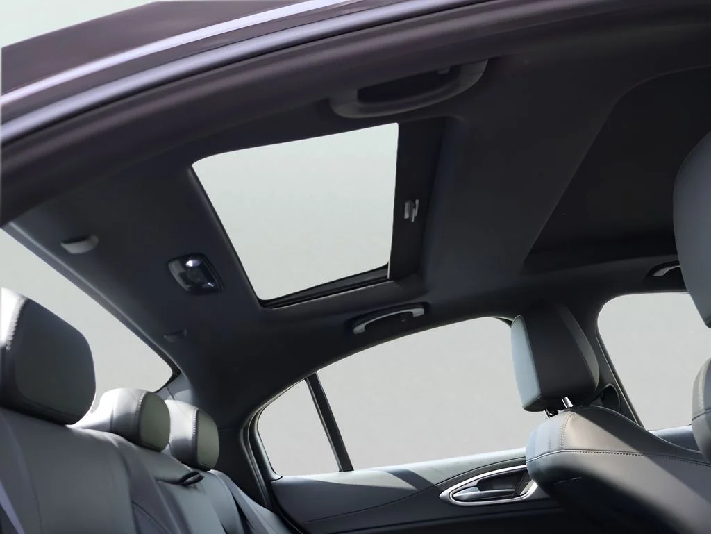 New 2026 Vesuvio Gray Metallic Alfa Romeo Base image 17