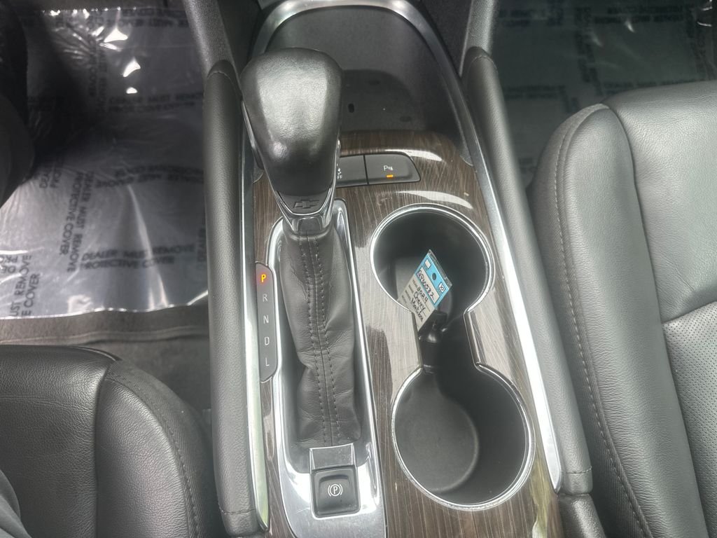 Used 2024 Gray Chevrolet LT image 12
