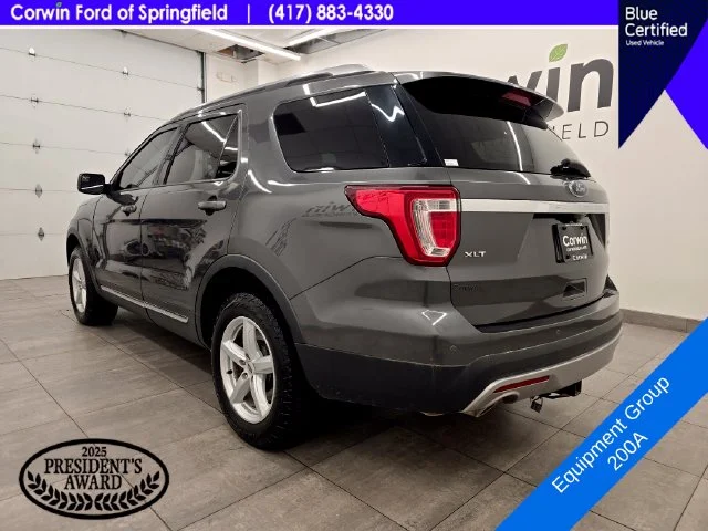 Certified Used 2017 Magnetic Metallic Ford XLT image 4