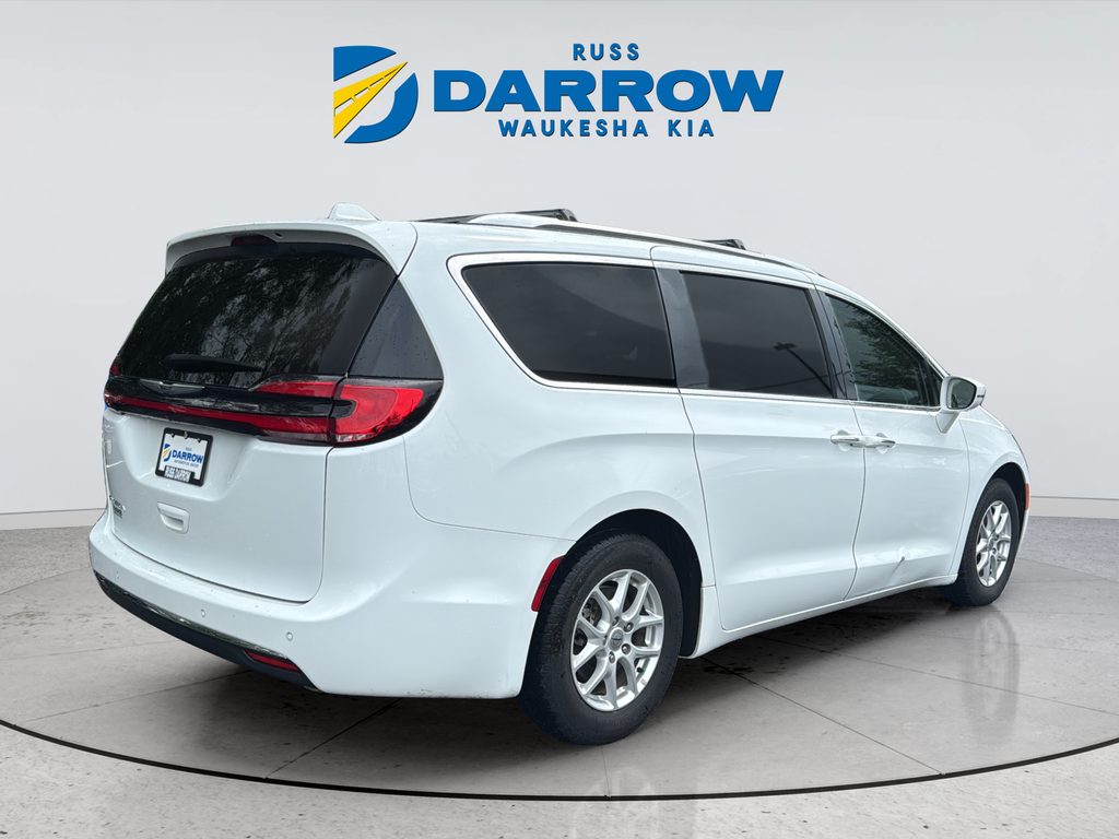Used 2021 White Chrysler Touring L image 5