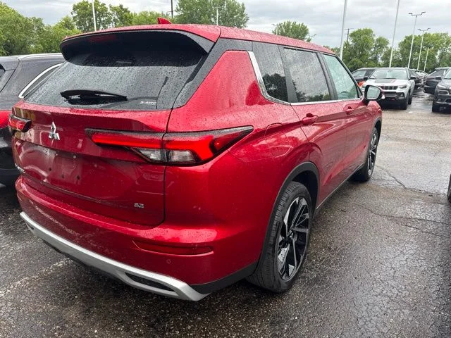 Certified 2024 Mitsubishi Outlander SE with VIN JA4J4VA84RZ046489 for sale in White Bear Lake, Minnesota