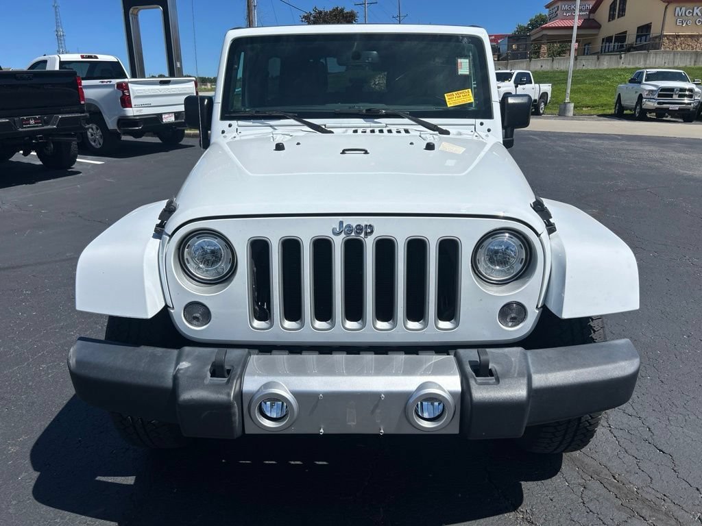 Used 2017 Jeep Wrangler Unlimited Sahara with VIN 1C4BJWEG3HL652734 for sale in Kansas City