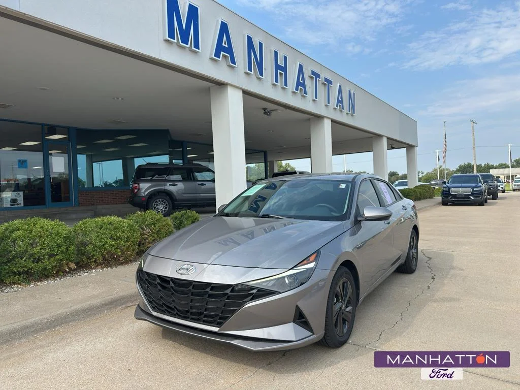 Used 2023 Fluid Metal Hyundai Blue image 1