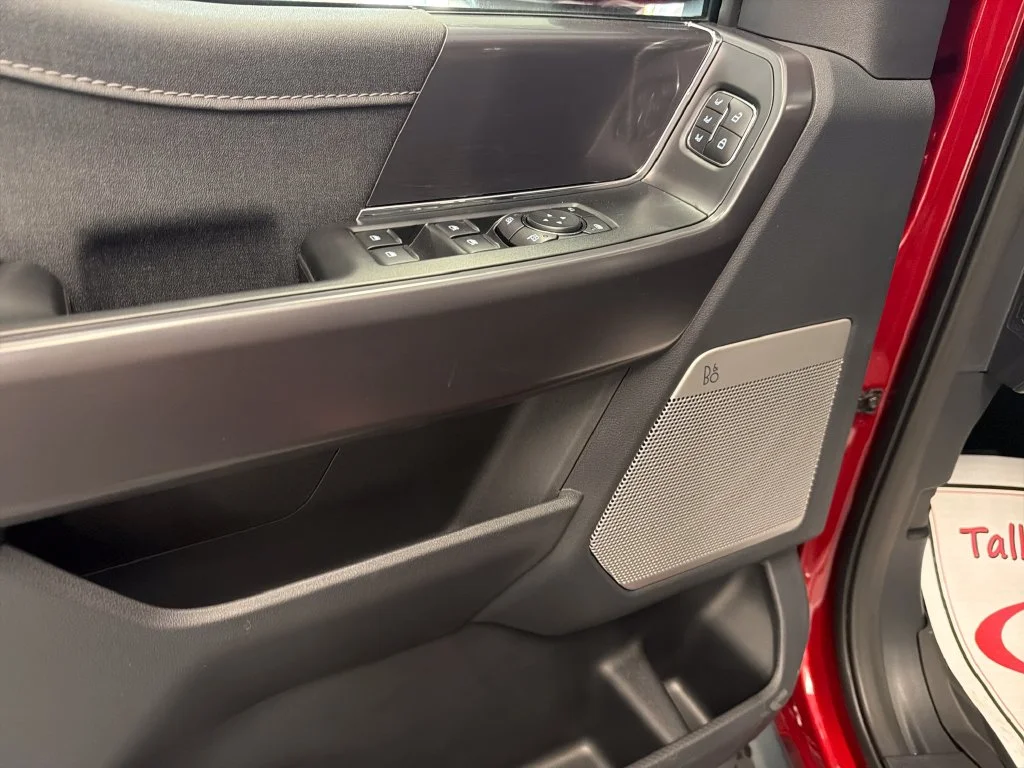 New 2026 Ruby Red Metallic Tinted Clearcoat Ford Lariat® image 12
