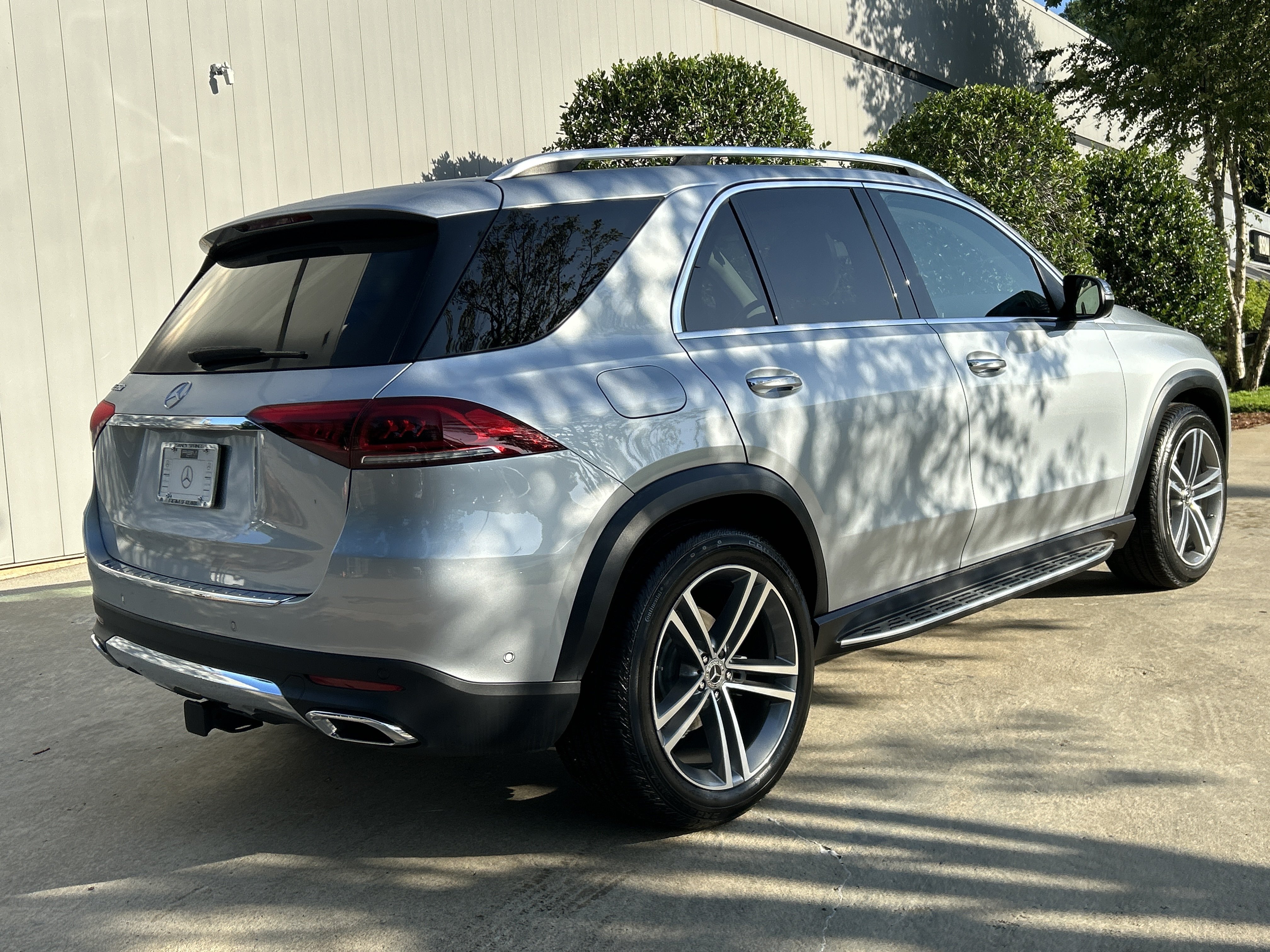 Certified Used 2022 Cirrus Silver Metallic Mercedes-Benz GLE 350 SUV image 6