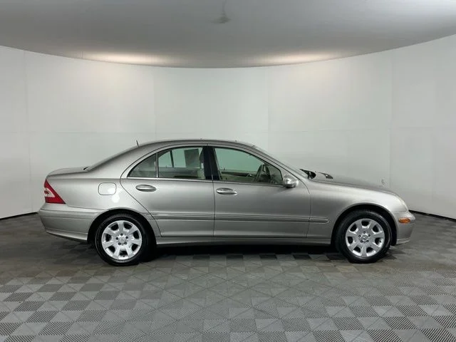 Used 2006  Mercedes-Benz C 350 image 4