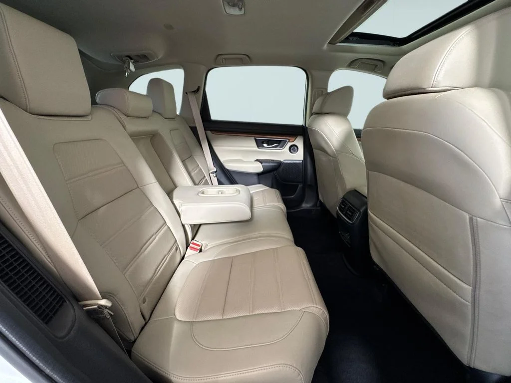 Certified Used 2022 White Honda Touring image 15