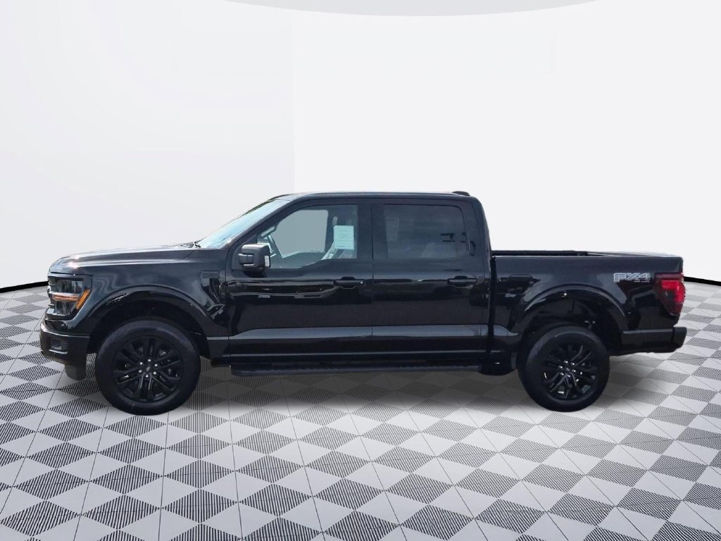 New 2026 Agate Black Metallic Ford XLT image 33
