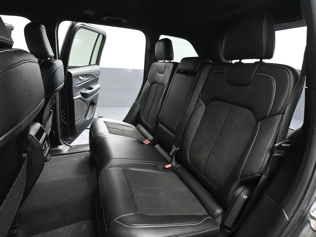 2024 Jeep Grand Cherokee Altitude - Photo 39