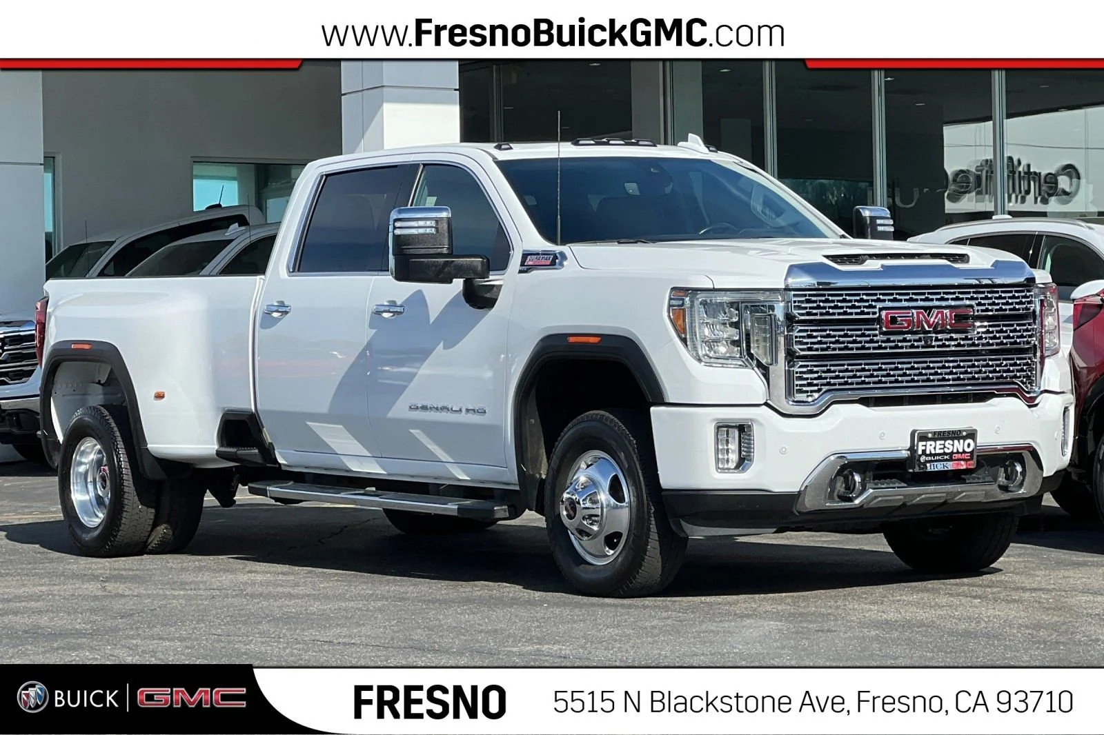 2020 GMC Sierra 4WD Crew Cab Long Box DRW Denali's photo