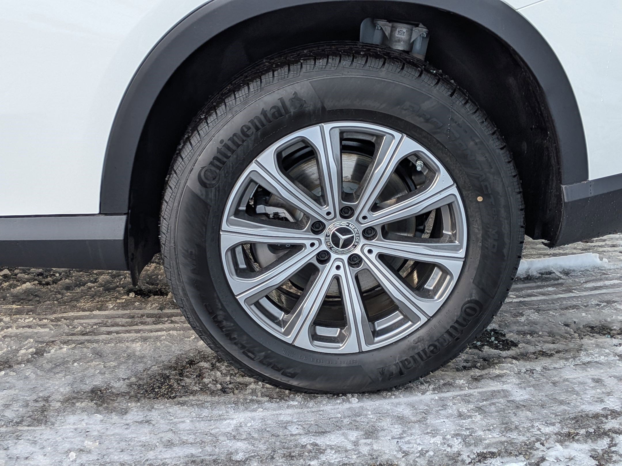 New 2026 Polar White Mercedes-Benz GLC 300 image 15