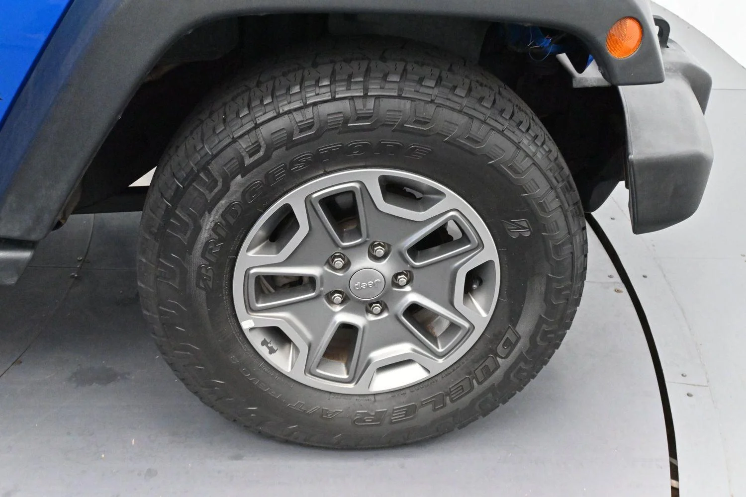 Used 2016 Hydro Blue Pearl Jeep Rubicon image 28