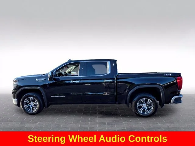 Used 2025 Onyx Black GMC SLT image 5