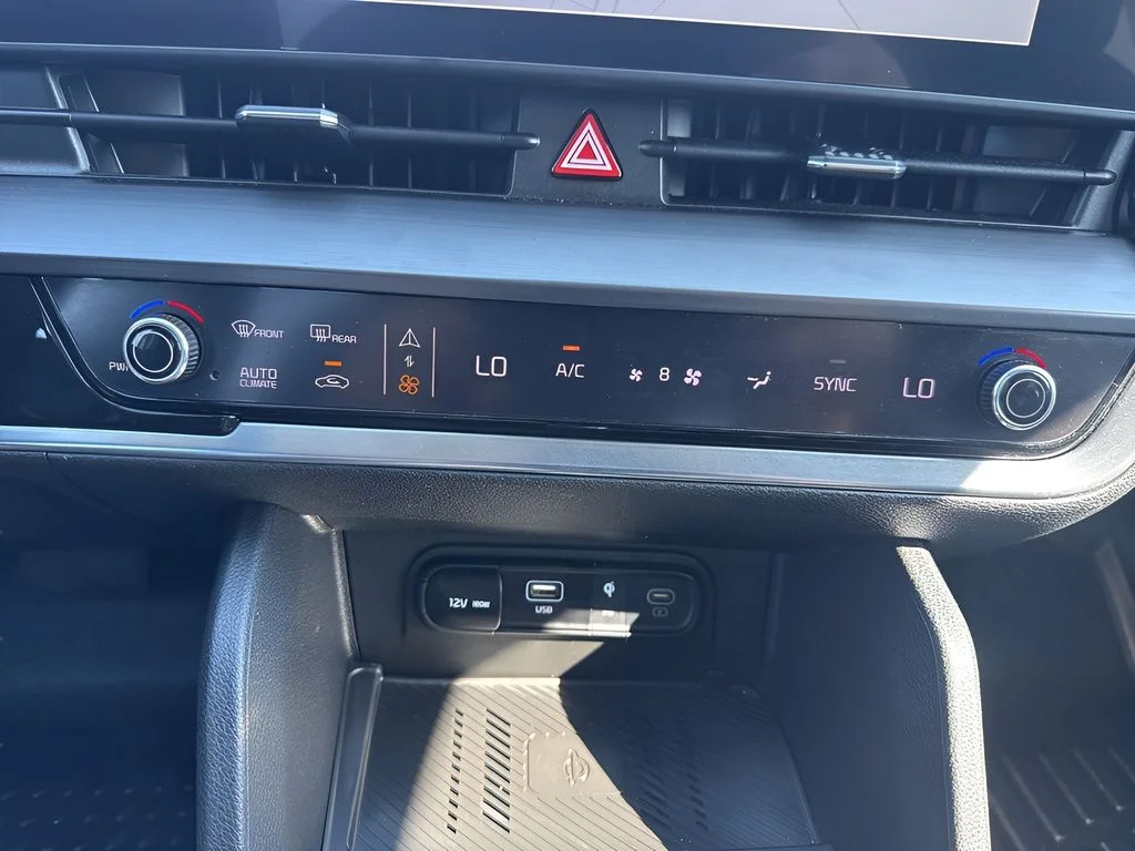Used 2024 White Kia EX image 21