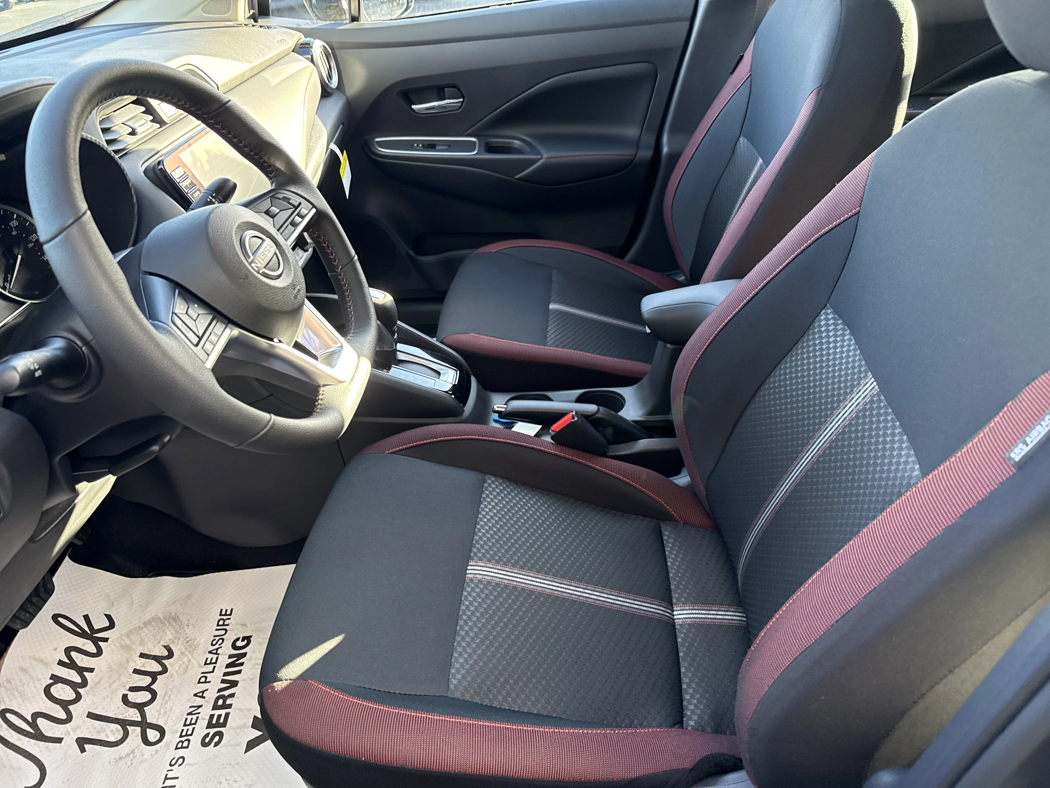 2025 Nissan Versa Sedan SR - Photo 12