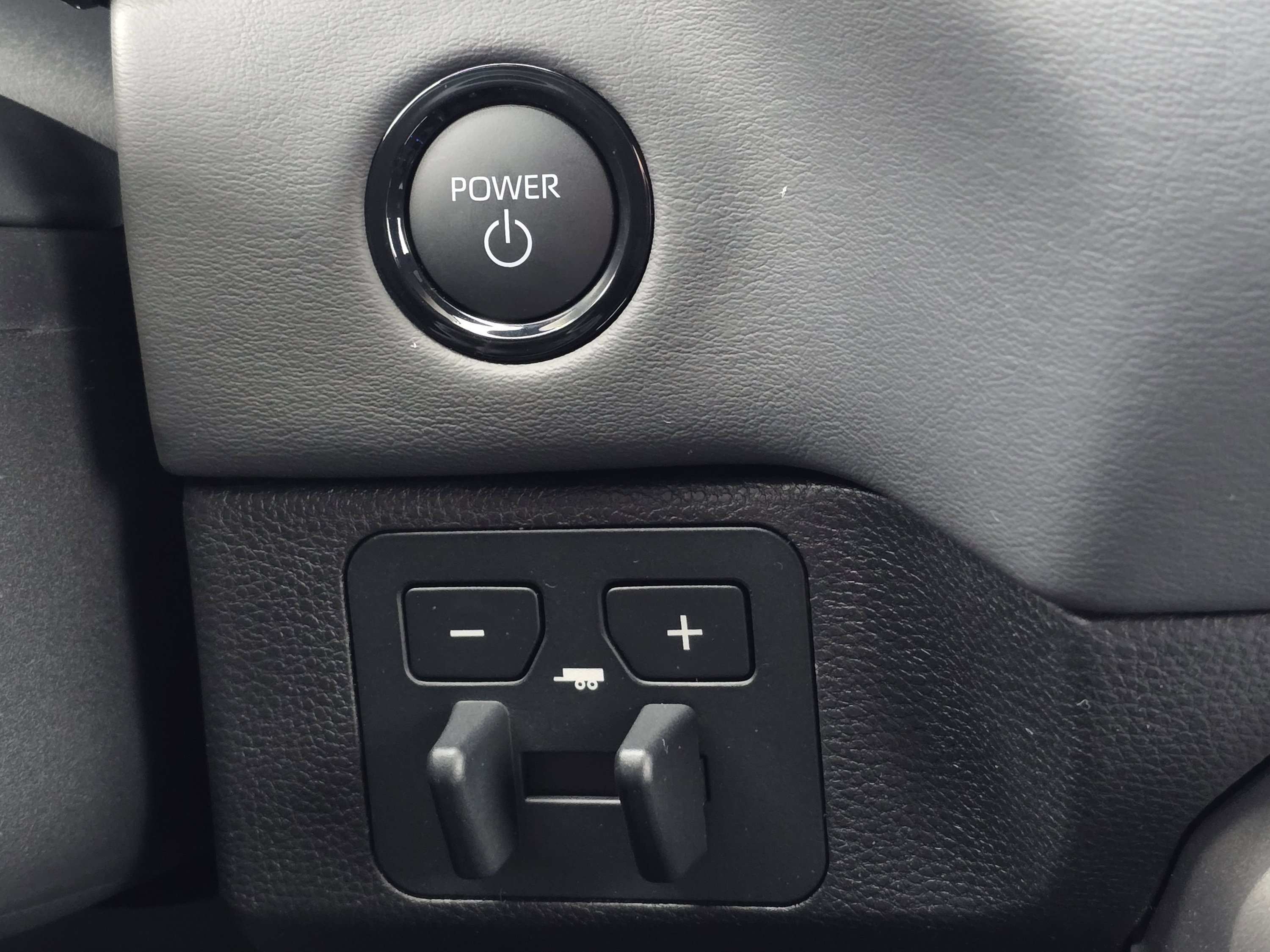 2026 Toyota Tundra Platinum - Photo 13
