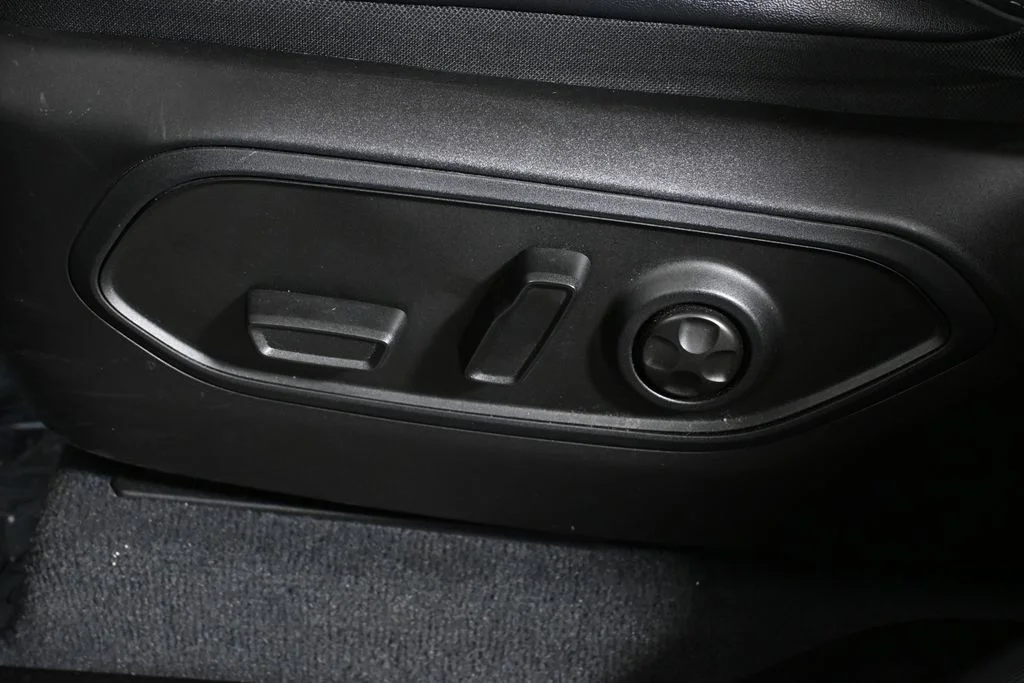 2023 Jeep Grand Cherokee Overland - Photo 27