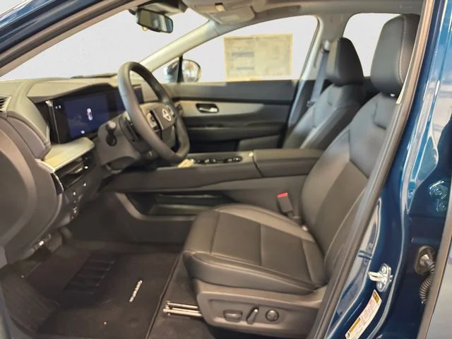 New 2026 Blue Nissan SL image 10