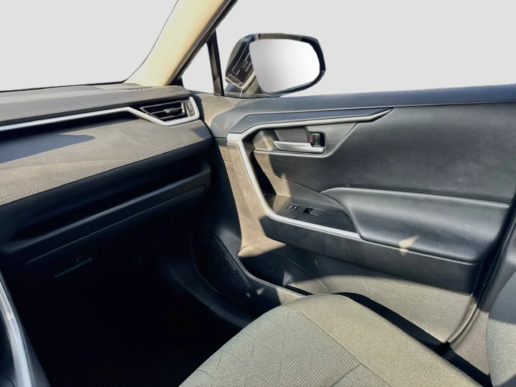 Used 2025 Gray Toyota XLE image 27