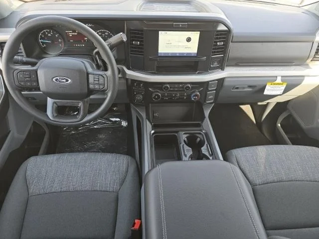 New 2026 Oxford White Ford F-250® XLT image 25