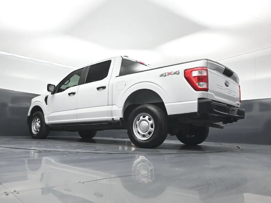 Used 2021 White Ford XL image 42