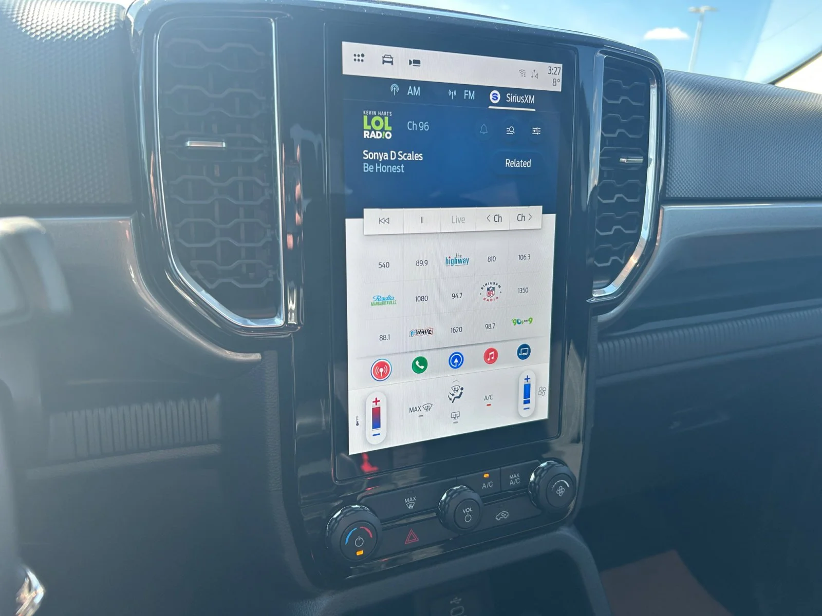 New 2026 Oxford White Ford XLT image 21