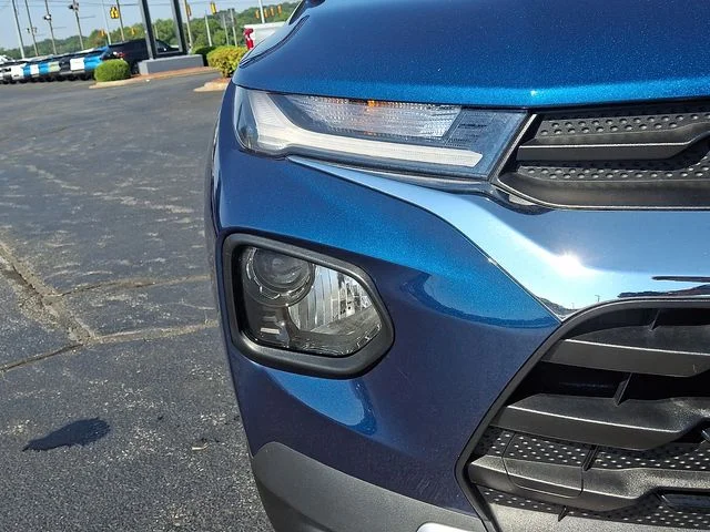 Used 2021 Blue Chevrolet LT image 8